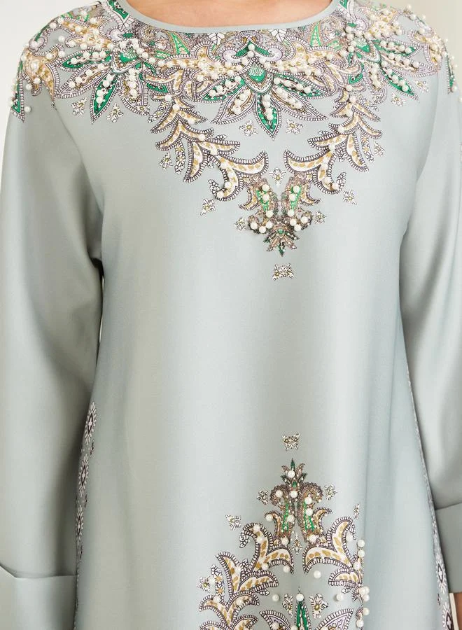 Amirah Women Green Embellished Long Sleeve Jalabiya